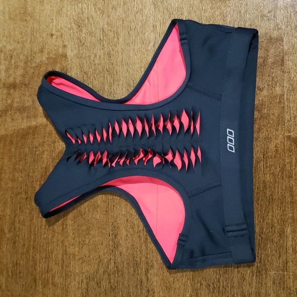 Lorna Jane Sports Bra Lot XS - Picture 4 of 6